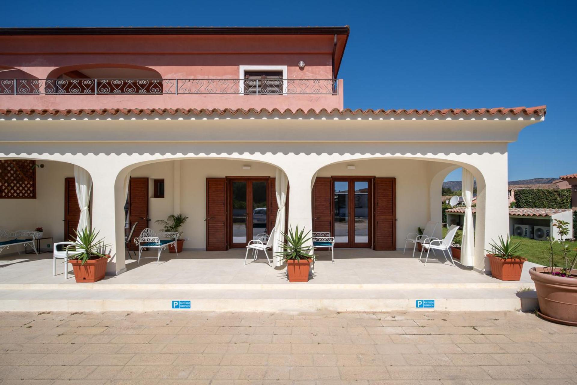 Ambra Holiday Rooms - Rooms & Beach San Teodoro  Exterior foto