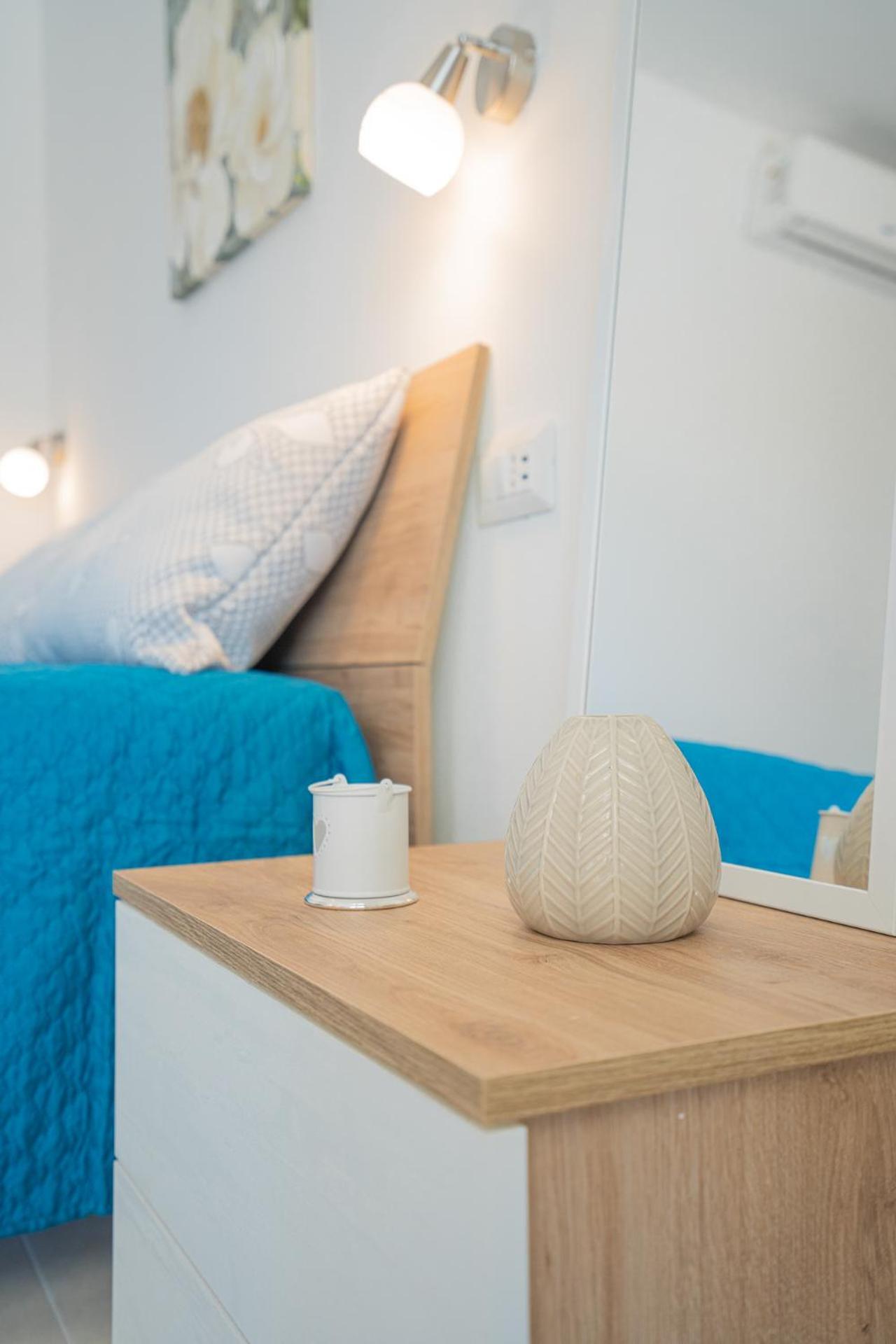 Ambra Holiday Rooms - Rooms & Beach San Teodoro  Exterior foto